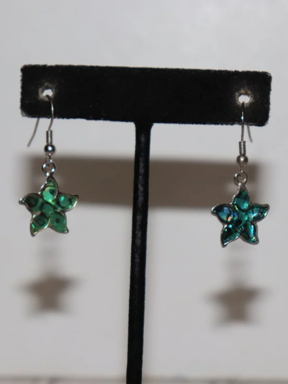 ✨ Vintage Green & Blue Shell Starfish Earrings • 1.5” • Pierced ✨
